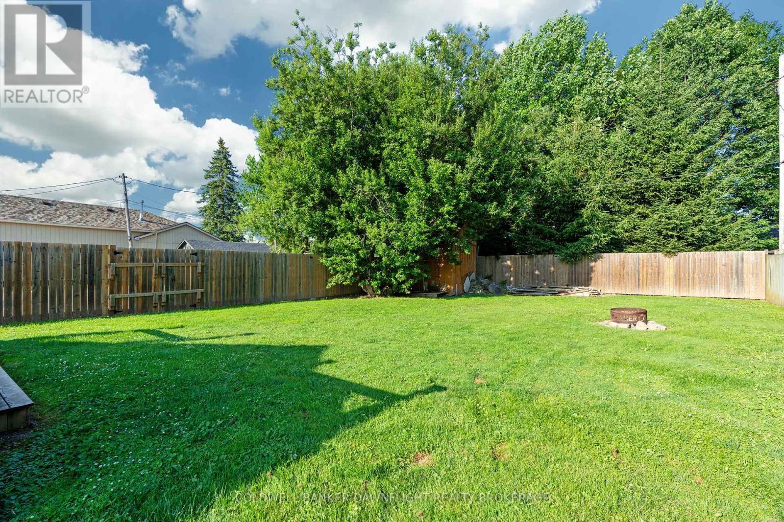 SOUTH HURON (EXETER), Ontario, N0M 1S1, CA, 3 Bedrooms Bedrooms, ,1 BathroomBathrooms,Residential,For Sale,1892887