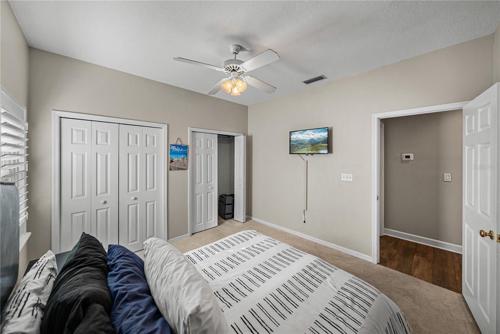 Seffner, Florida, 33584, United States, 5 Bedrooms Bedrooms, ,4 BathroomsBathrooms,Residential,For Sale,1991744