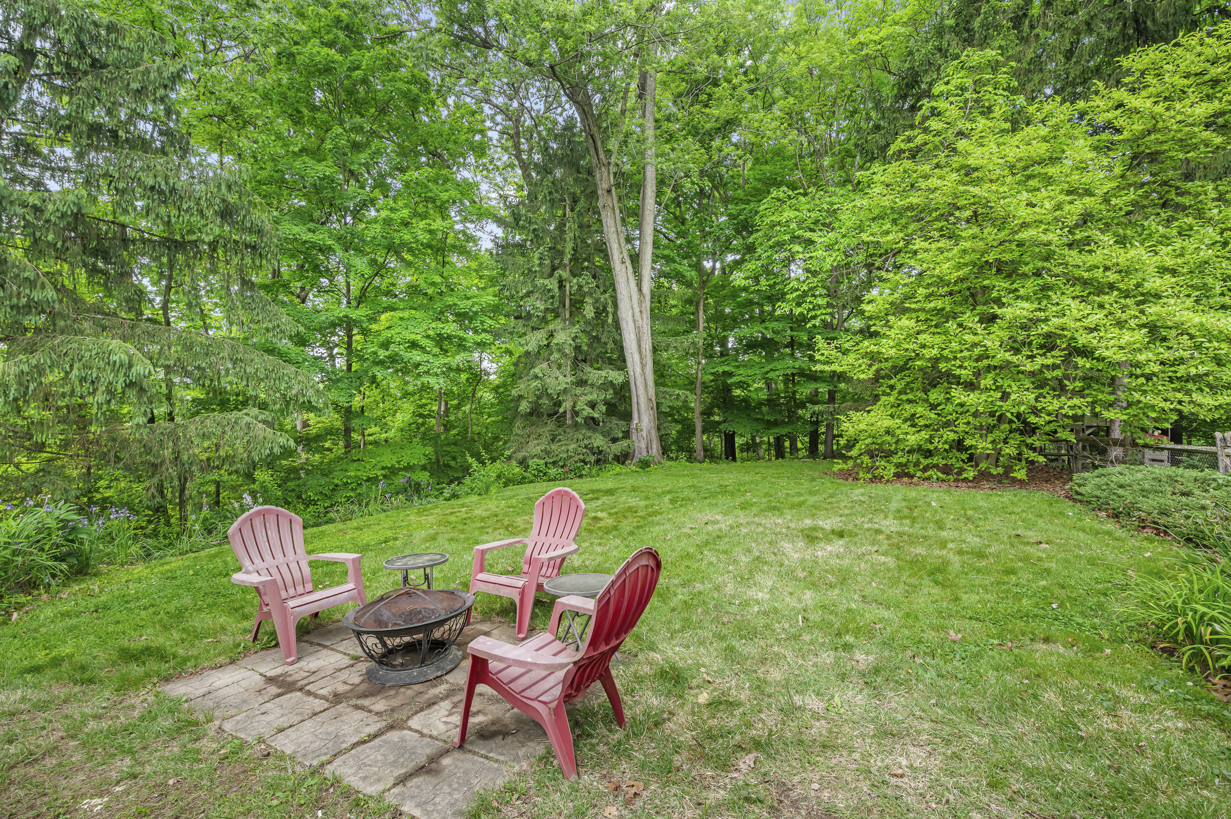  203 Rockingham Road, Pittsburgh, PA 15238 - 物件實景