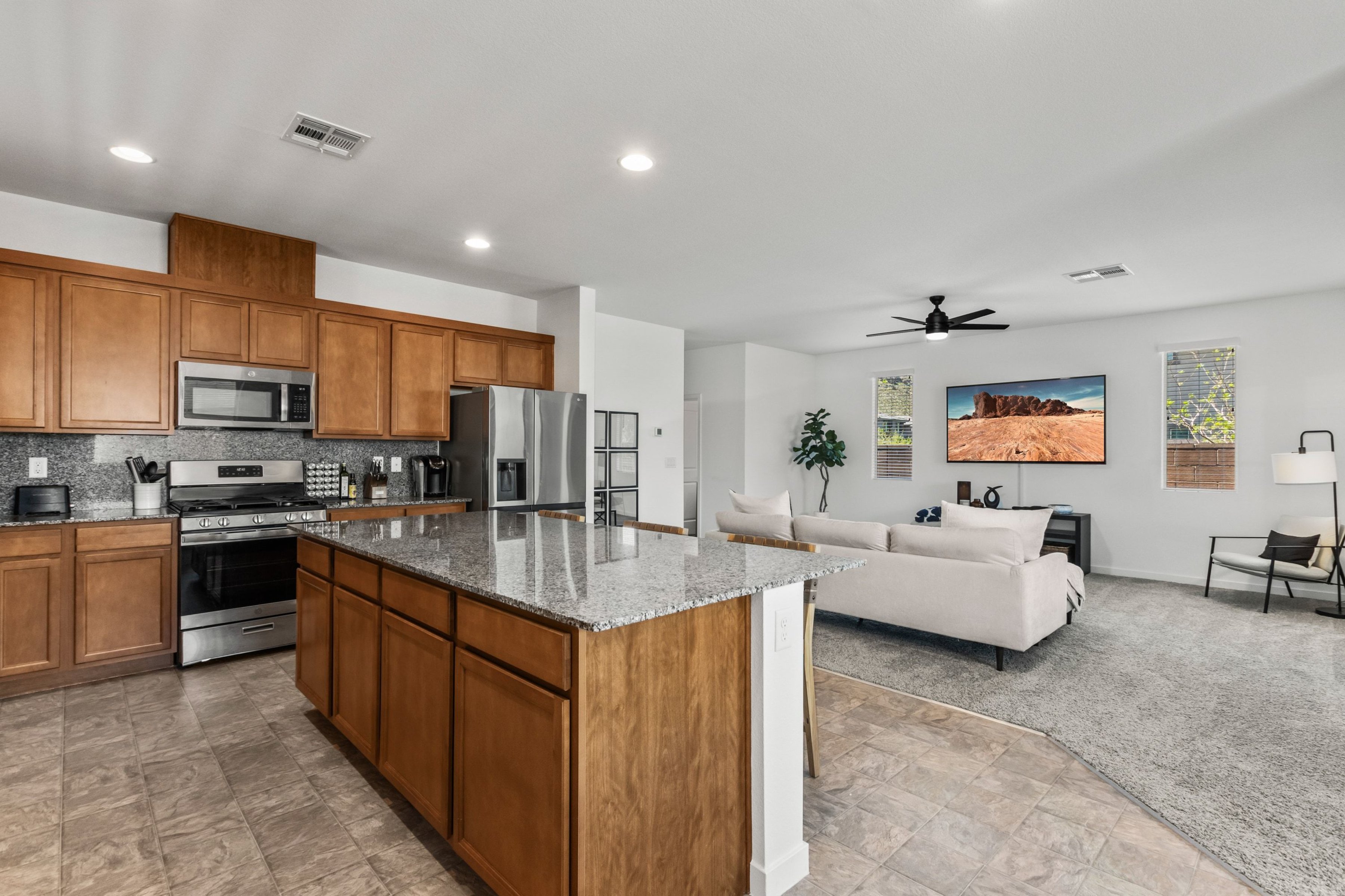  Four bedroom corner lot in very desirable southwest gated community - 物件實景