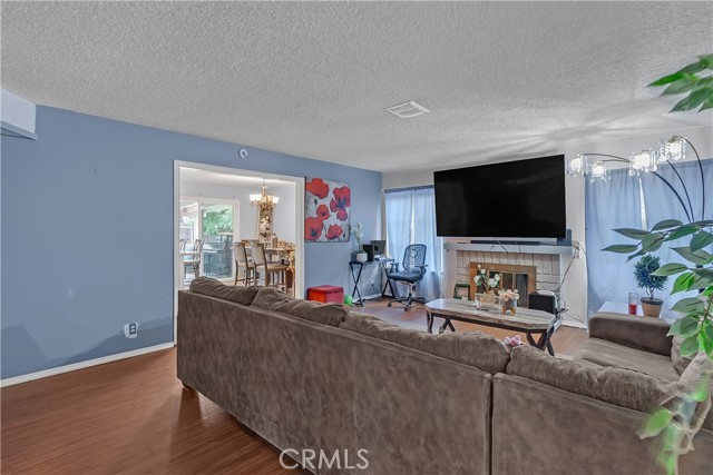 Moreno Valley, California, 92553, United States, 4 Bedrooms Bedrooms, ,1 BathroomBathrooms,Residential,For Sale,1937322