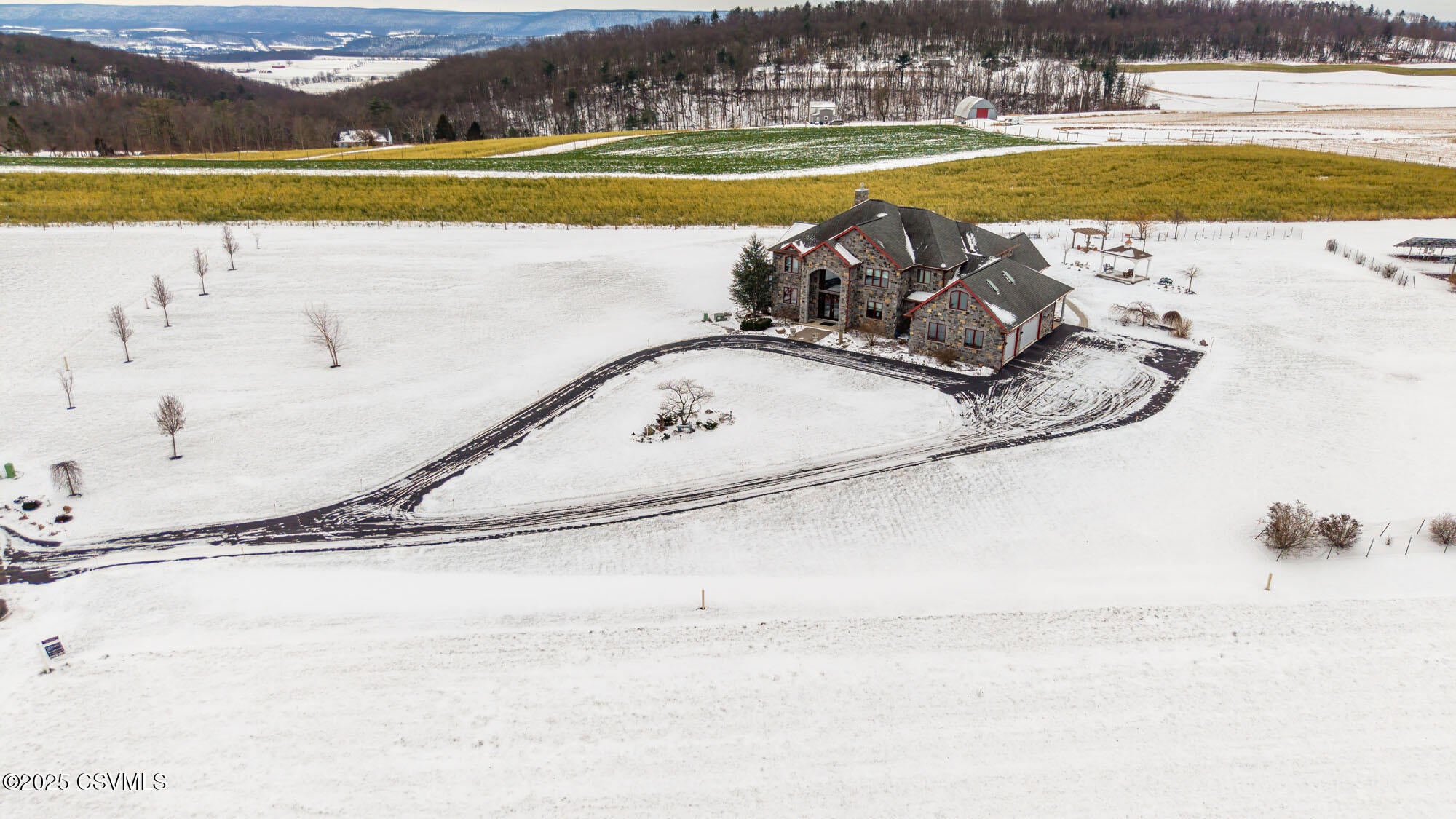 Berwick, Pennsylvania, 18603, United States, 4 Bedrooms Bedrooms, ,3 BathroomsBathrooms,Residential,For Sale,2005736