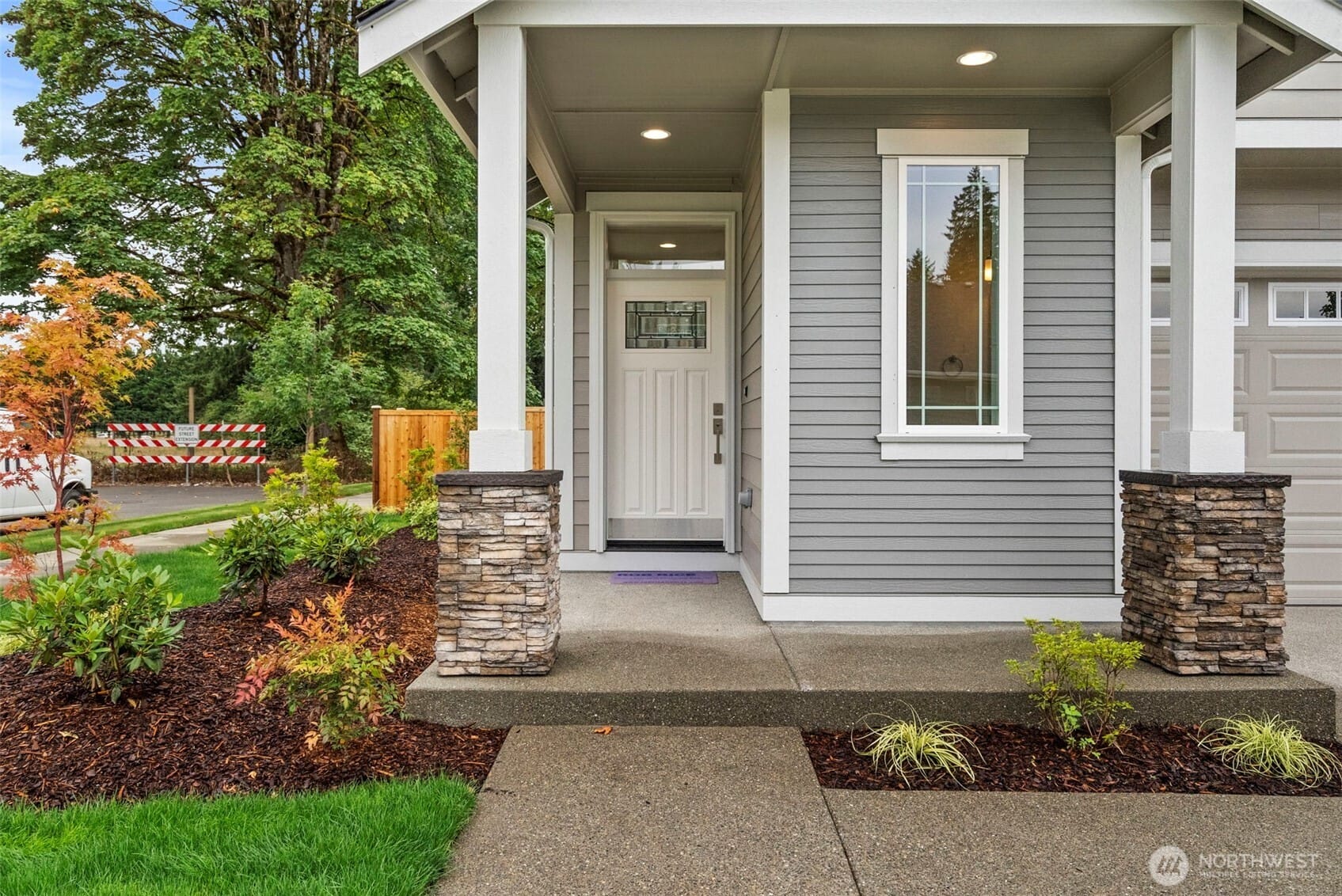 Tumwater, Washington, 98512, United States, 4 Bedrooms Bedrooms, ,3 BathroomsBathrooms,Residential,For Sale,1897301