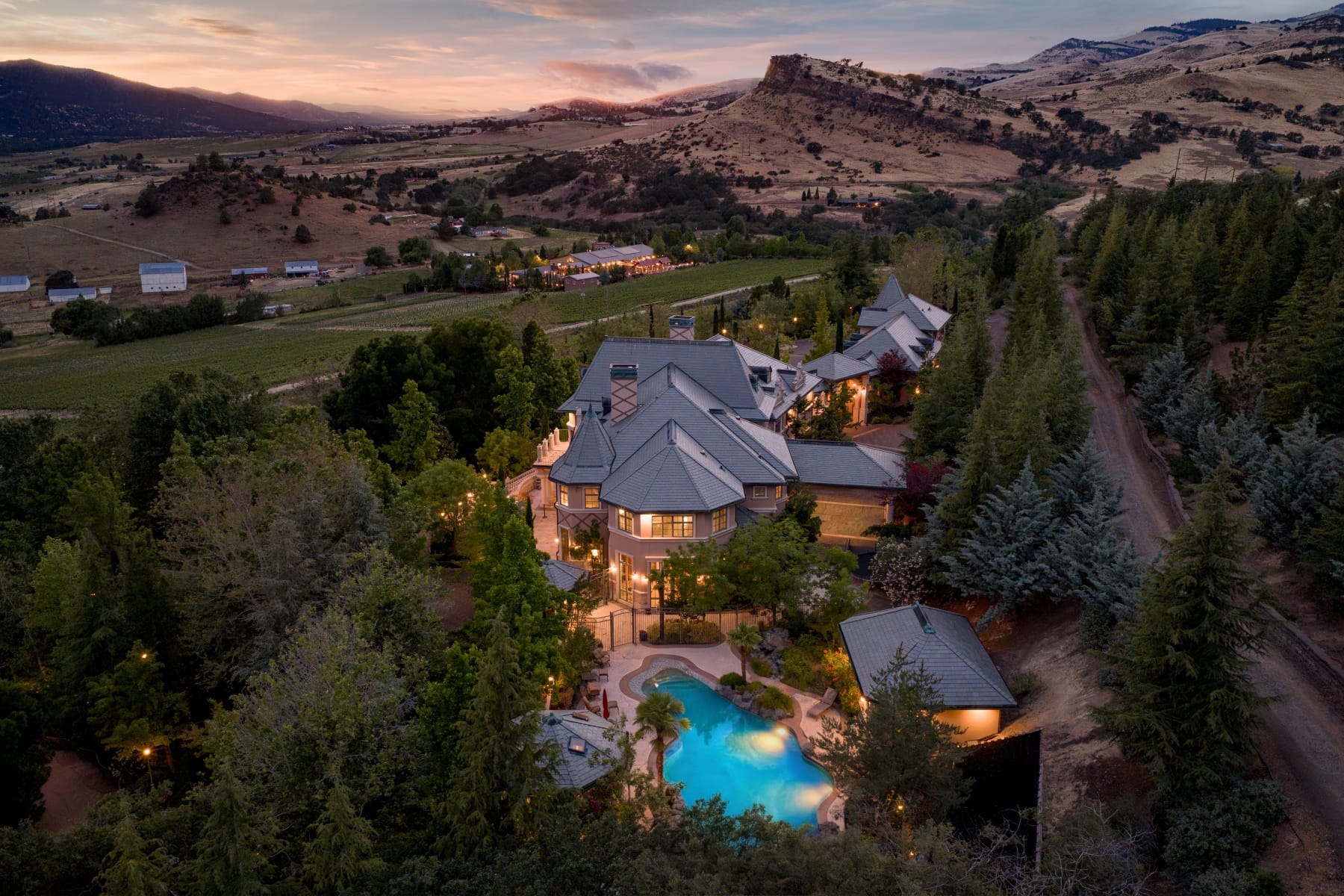  200 Belle Fiore Lane Ashland, OR 97520 - 物件實景