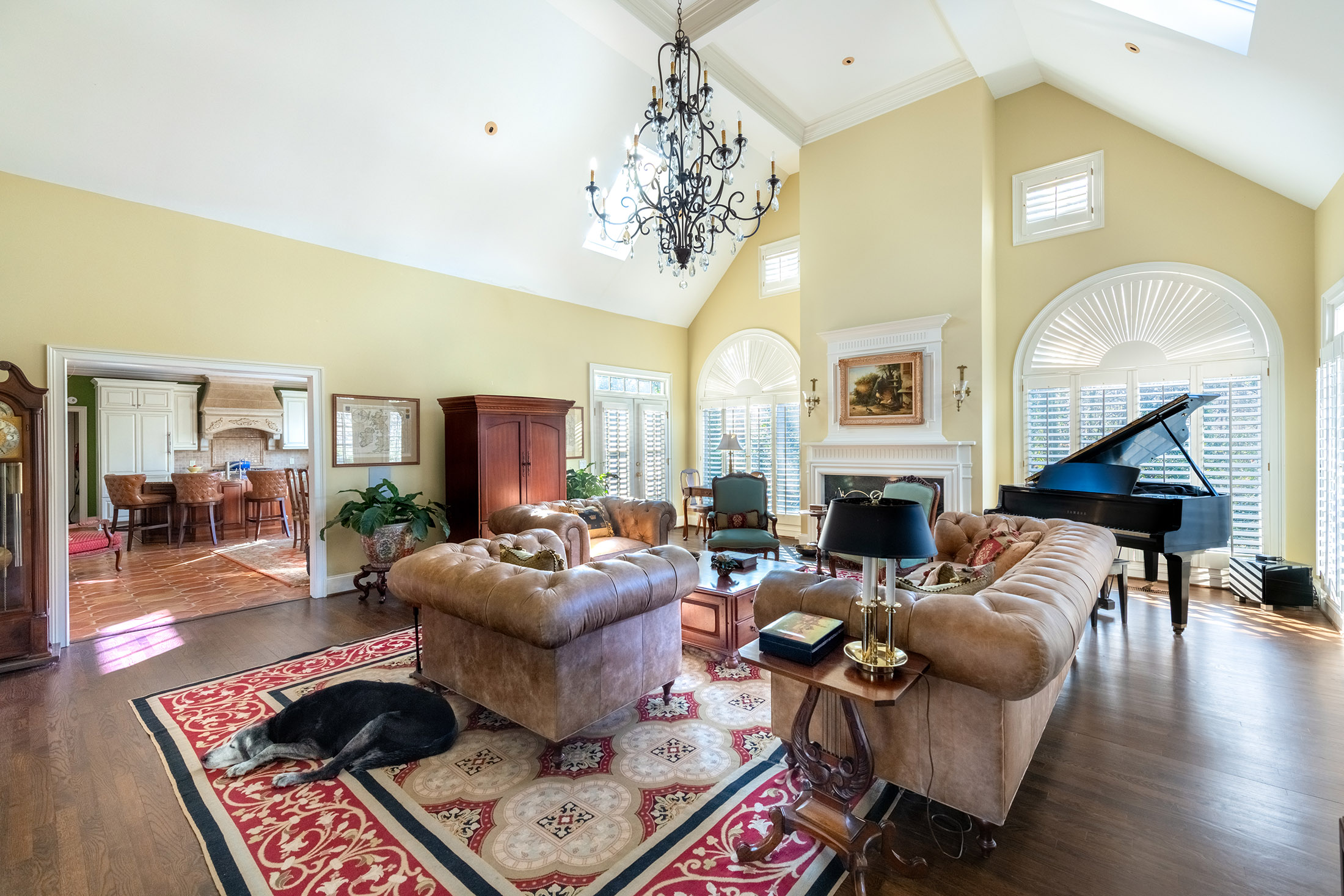  Elegant Traditional Home in Buckhead