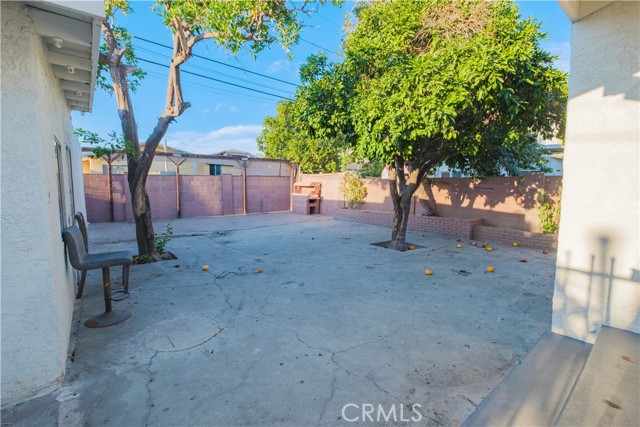 Huntington Park, California, 90255, United States, 4 Bedrooms Bedrooms, ,3 BathroomsBathrooms,Residential,For Sale,1928915