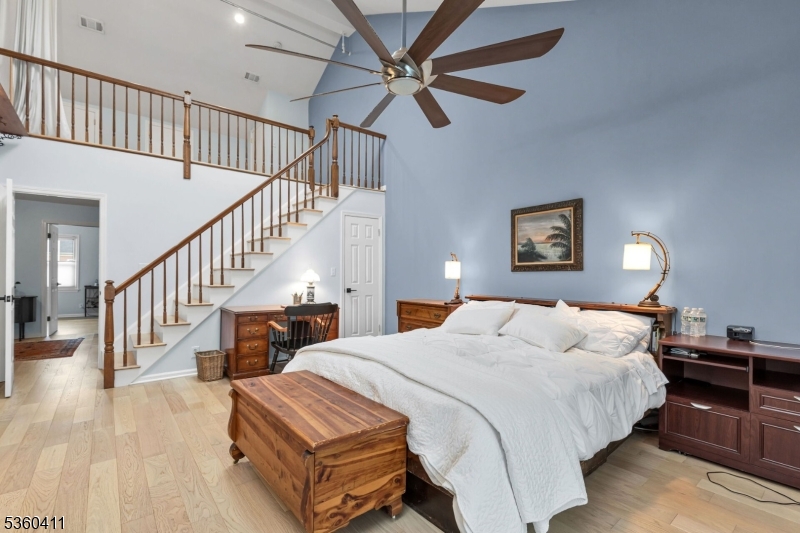 Scotch Plains Twp., New Jersey, 07076, United States, 2 Bedrooms Bedrooms, ,3 BathroomsBathrooms,Residential,For Sale,1999583