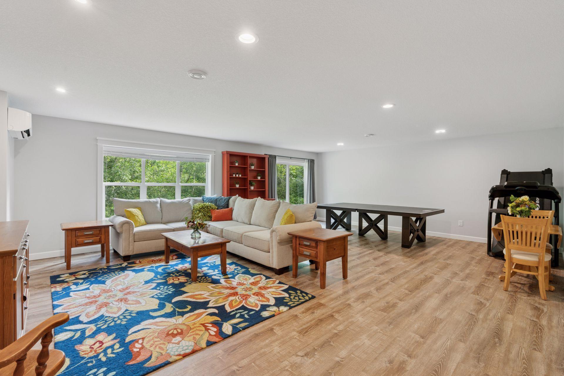 Saint Francis, Minnesota, 55070, United States, 5 Bedrooms Bedrooms, ,3 BathroomsBathrooms,Residential,For Sale,1978305