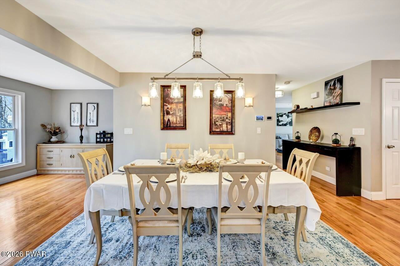 Milford, Pennsylvania, 18337, United States, 3 Bedrooms Bedrooms, ,3 BathroomsBathrooms,Residential,For Sale,2011309