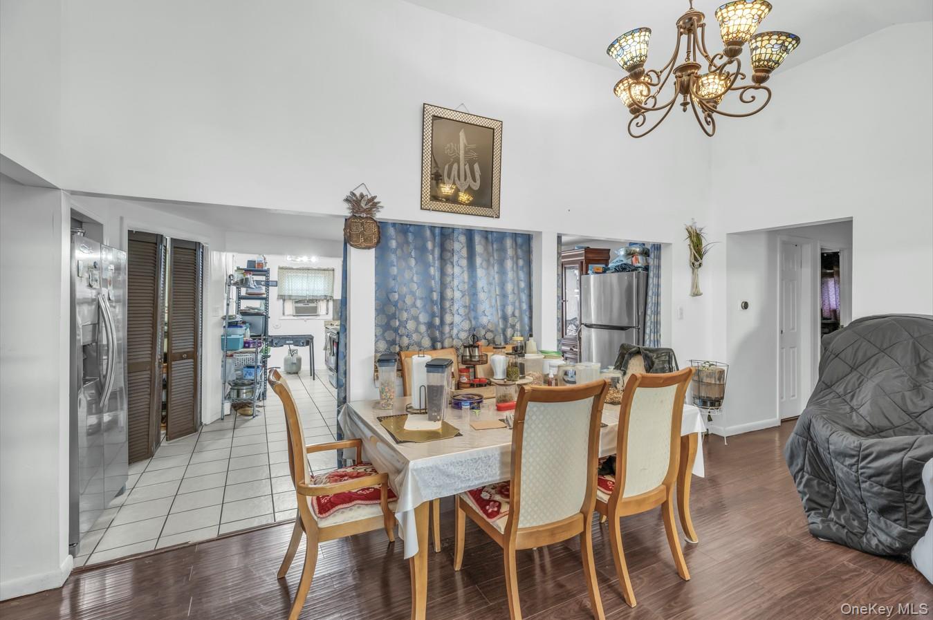 Mastic, New York, 11950, United States, 4 Bedrooms Bedrooms, ,3 BathroomsBathrooms,Residential,For Sale,1990878