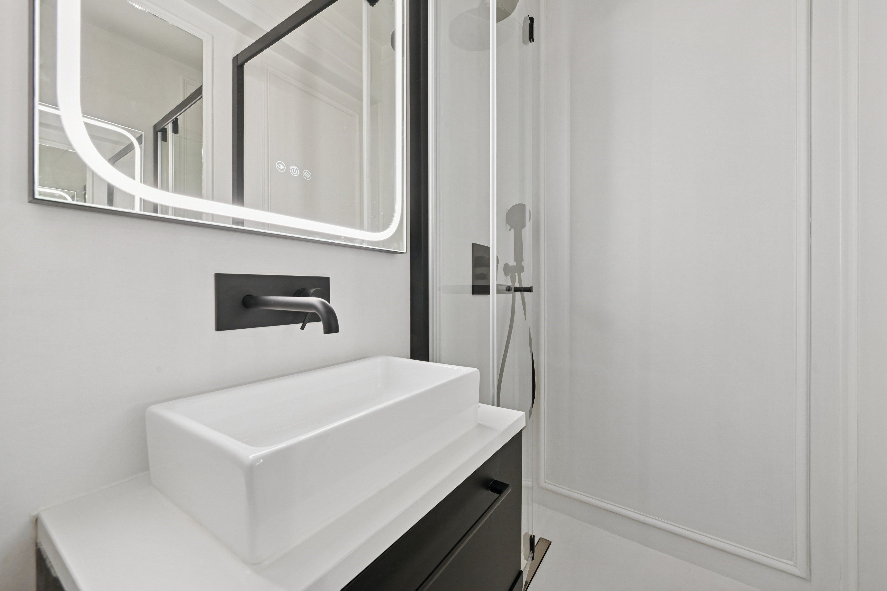  PARIS 11th : LUXURY PROPERTY WITH EXCEPTIONAL TERRACE - 物件實景