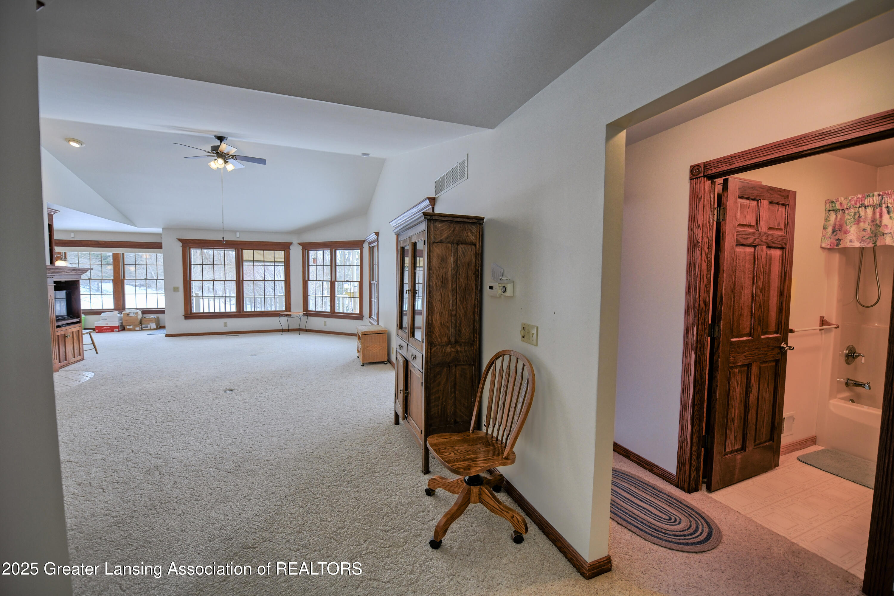 Portland, Michigan, 48875, United States, 5 Bedrooms Bedrooms, ,4 BathroomsBathrooms,Residential,For Sale,2031480