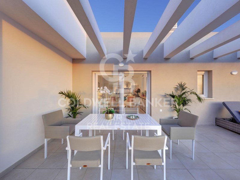 Marbella, Andalusia, ES, 2 Bedrooms Bedrooms, ,2 BathroomsBathrooms,Residential,For Sale,1746955