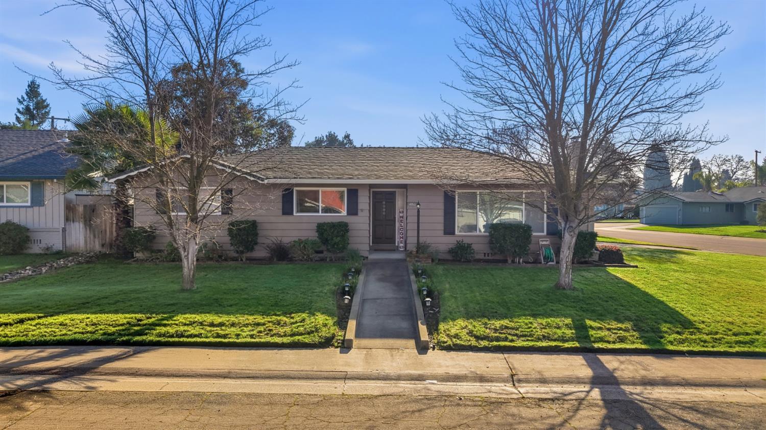 Sacramento, California, 95864, United States, 3 Bedrooms Bedrooms, ,2 BathroomsBathrooms,Residential,For Sale,2010336