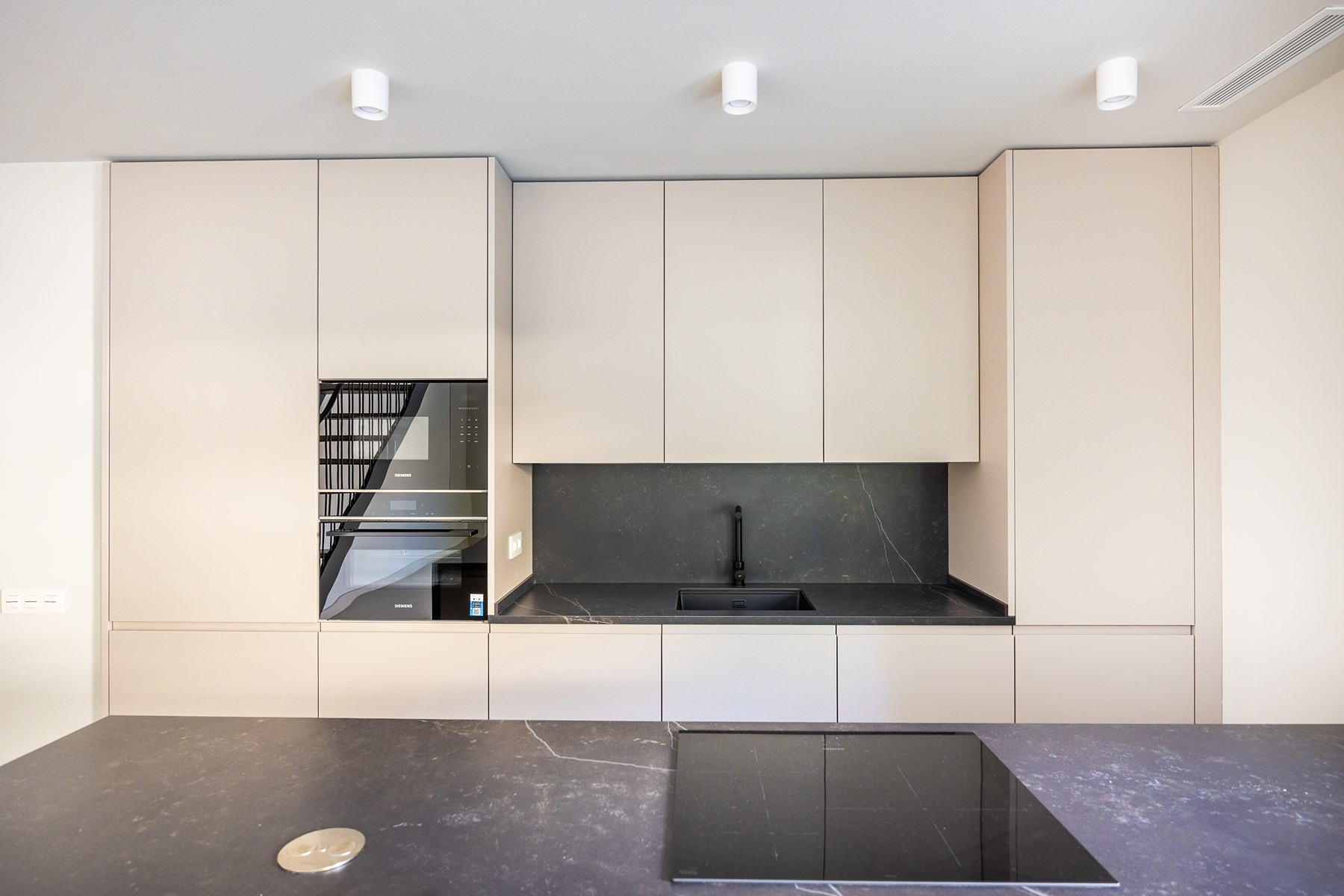  Exclusive duplex with terrace, two parking spaces and storage in Manuel Siurot - 物件實景