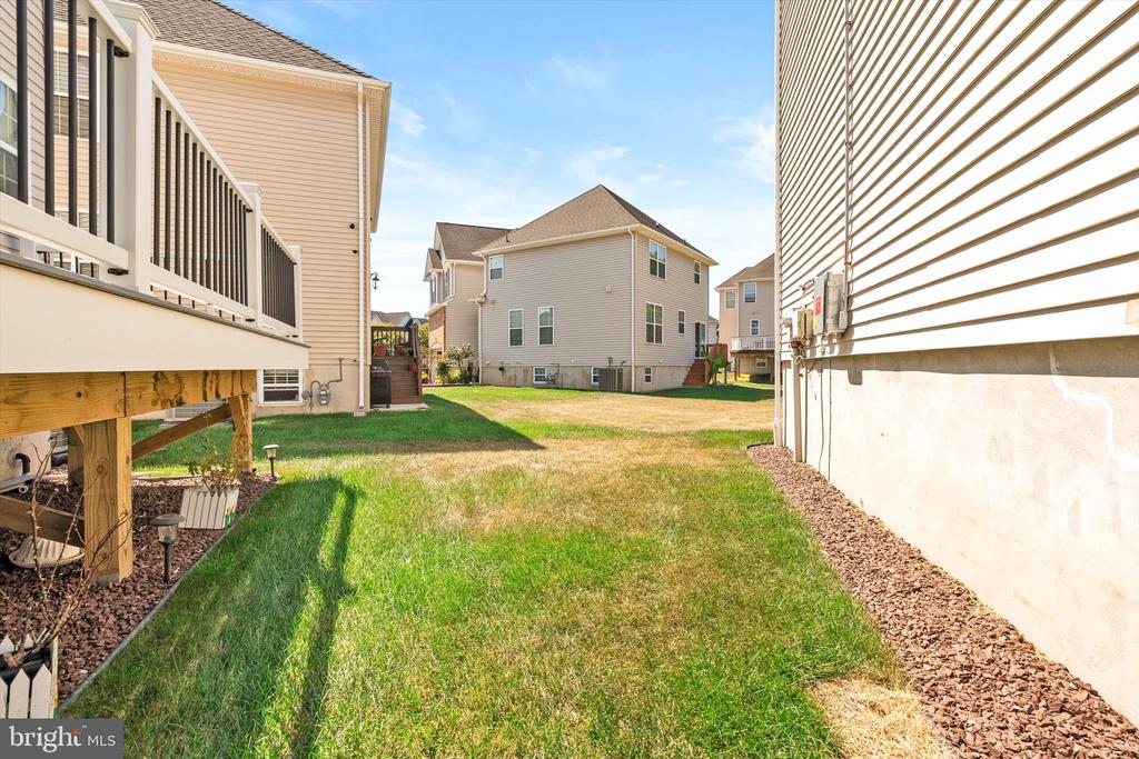 Monroe Twp, New Jersey, 08831, United States, 4 Bedrooms Bedrooms, ,3 BathroomsBathrooms,Residential,For Sale,1930575