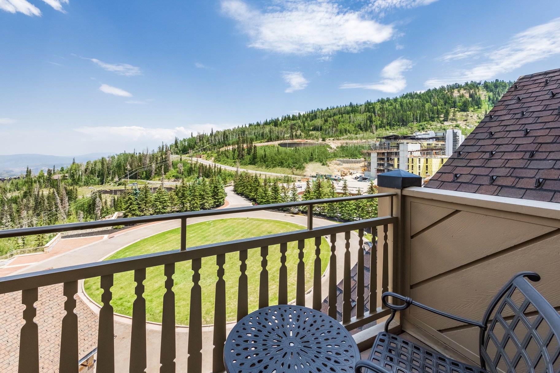  Warmth, reimagined at Altitude, 2 Bedroom + Den, Montage Residences Deer Valley - 物件實景