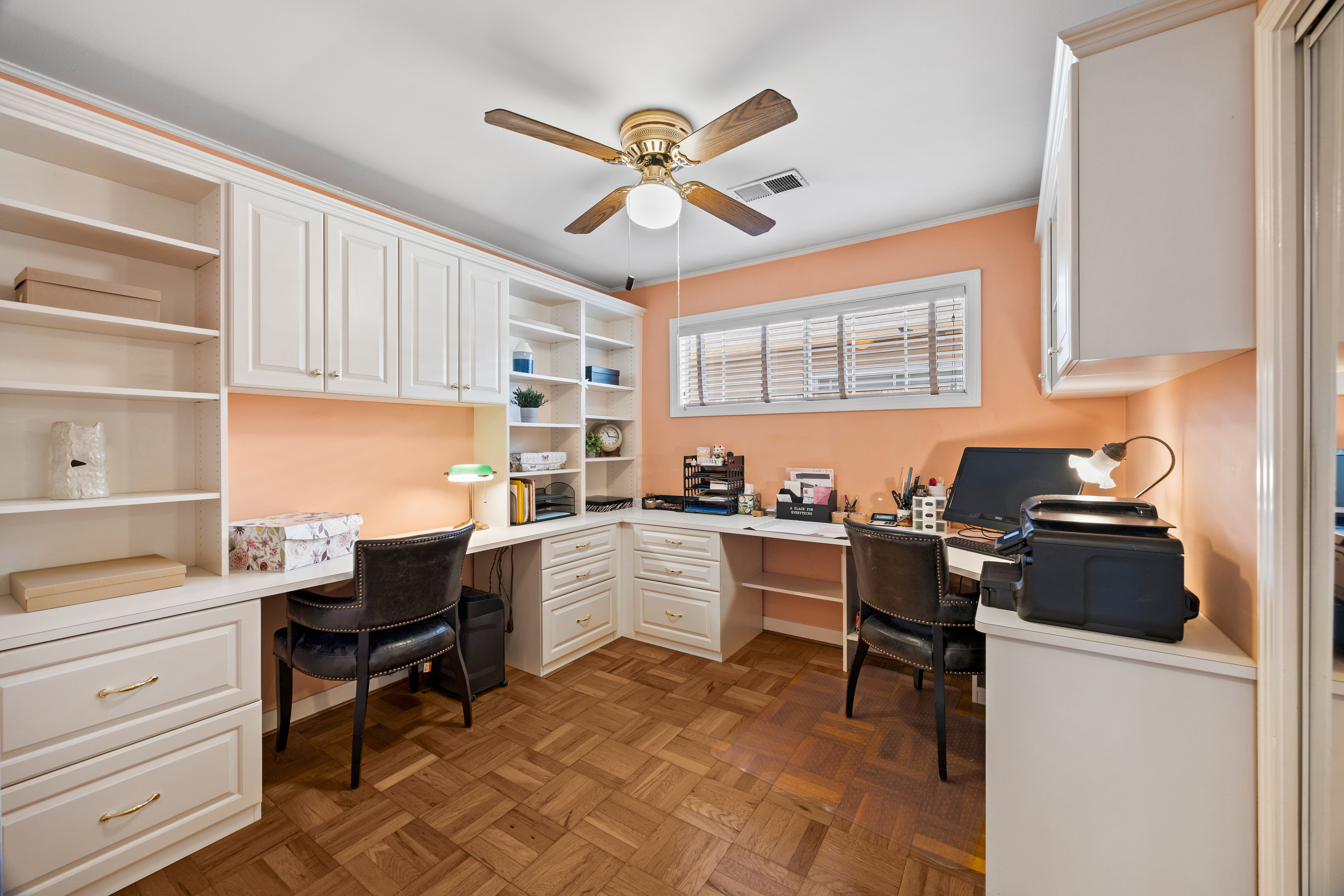  Single-Level Home in Desirable San Mateo Village - 物件實景