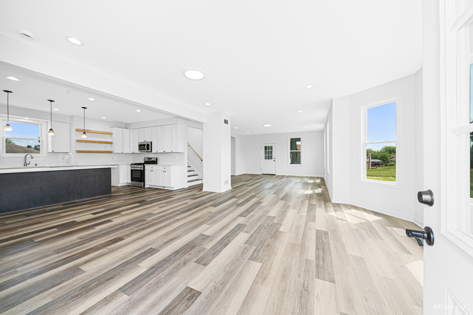 Homewood, Illinois, 60430, United States, 5 Bedrooms Bedrooms, ,4 BathroomsBathrooms,Residential,For Sale,1907684