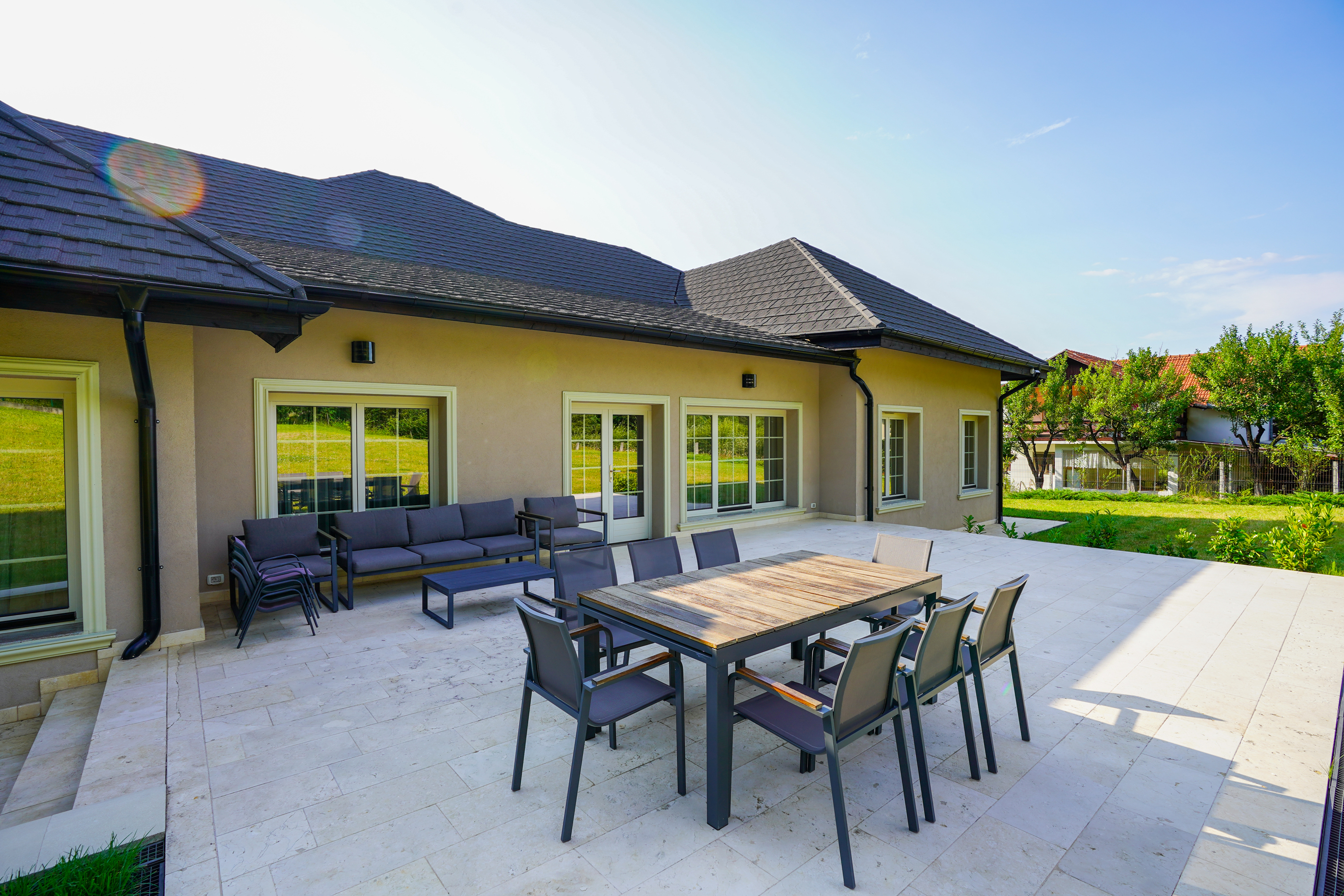 Villa with a 19-Hectare Private Estate on the Edge of the Forest - 物件實景