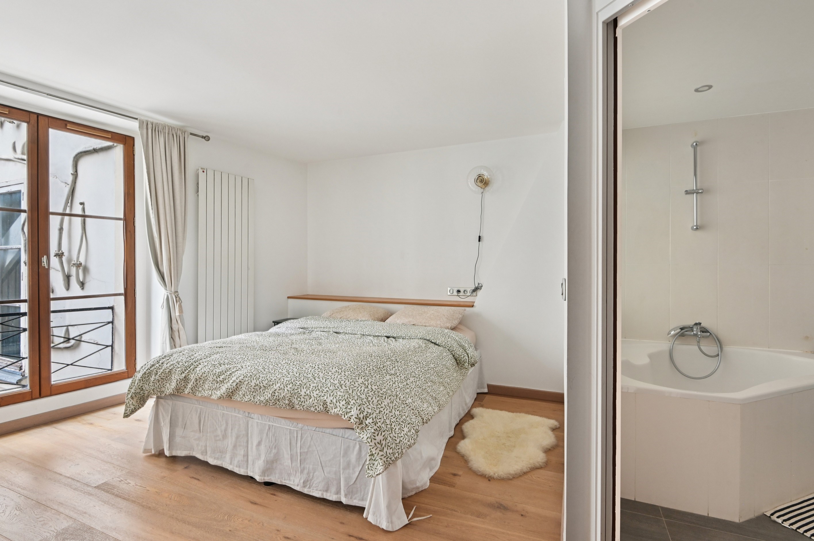  Paris 2nd. 110 sq.m apartment with two bedrooms in good condition - 物件實景