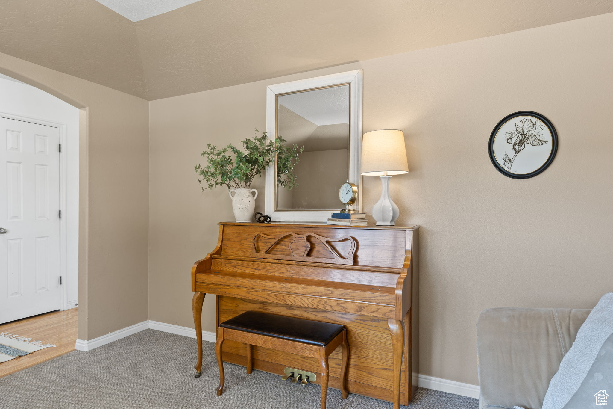 Saratoga Springs, Utah, 84045, United States, 3 Bedrooms Bedrooms, ,2 BathroomsBathrooms,Residential,For Sale,1911189