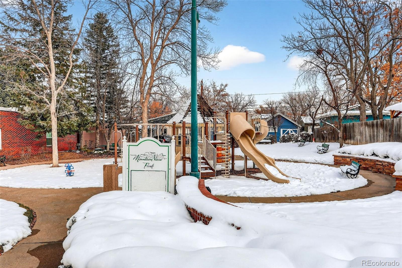 Denver, Colorado, 80212, United States, 2 Bedrooms Bedrooms, ,2 BathroomsBathrooms,Residential,For Sale,2003423