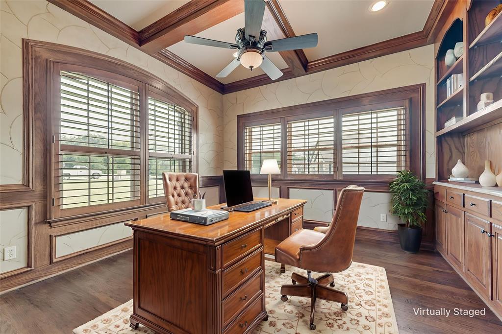 Kaufman, Texas, 75142, United States, 4 Bedrooms Bedrooms, ,3 BathroomsBathrooms,Residential,For Sale,1892913