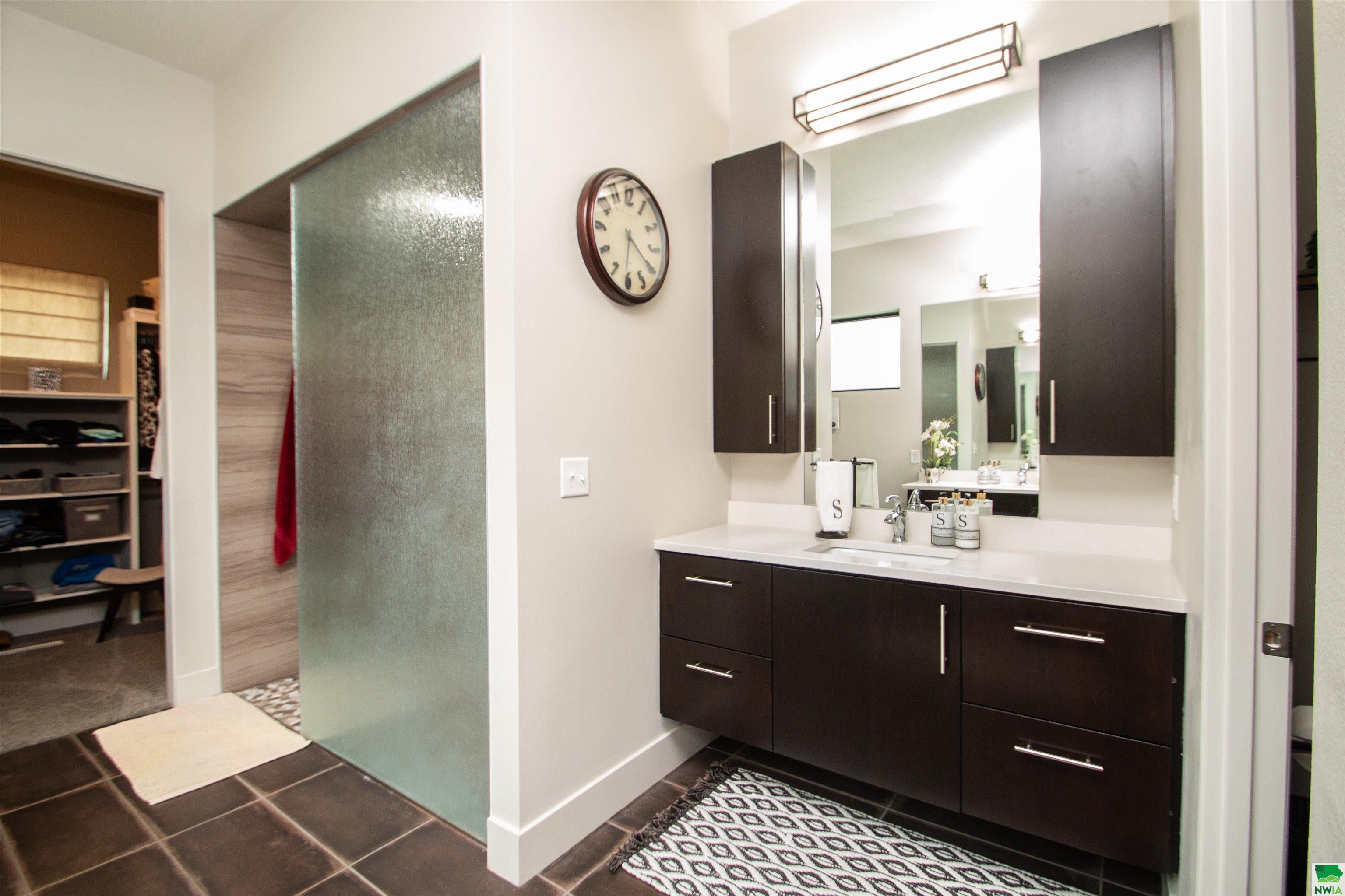 Dakota Dunes, South Dakota, 57049, United States, 3 Bedrooms Bedrooms, ,3 BathroomsBathrooms,Residential,For Sale,1984312