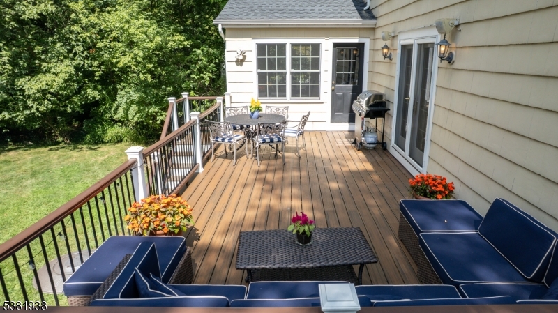 Chatham Boro, New Jersey, 07928, United States, 4 Bedrooms Bedrooms, ,3 BathroomsBathrooms,Residential,For Sale,1941071