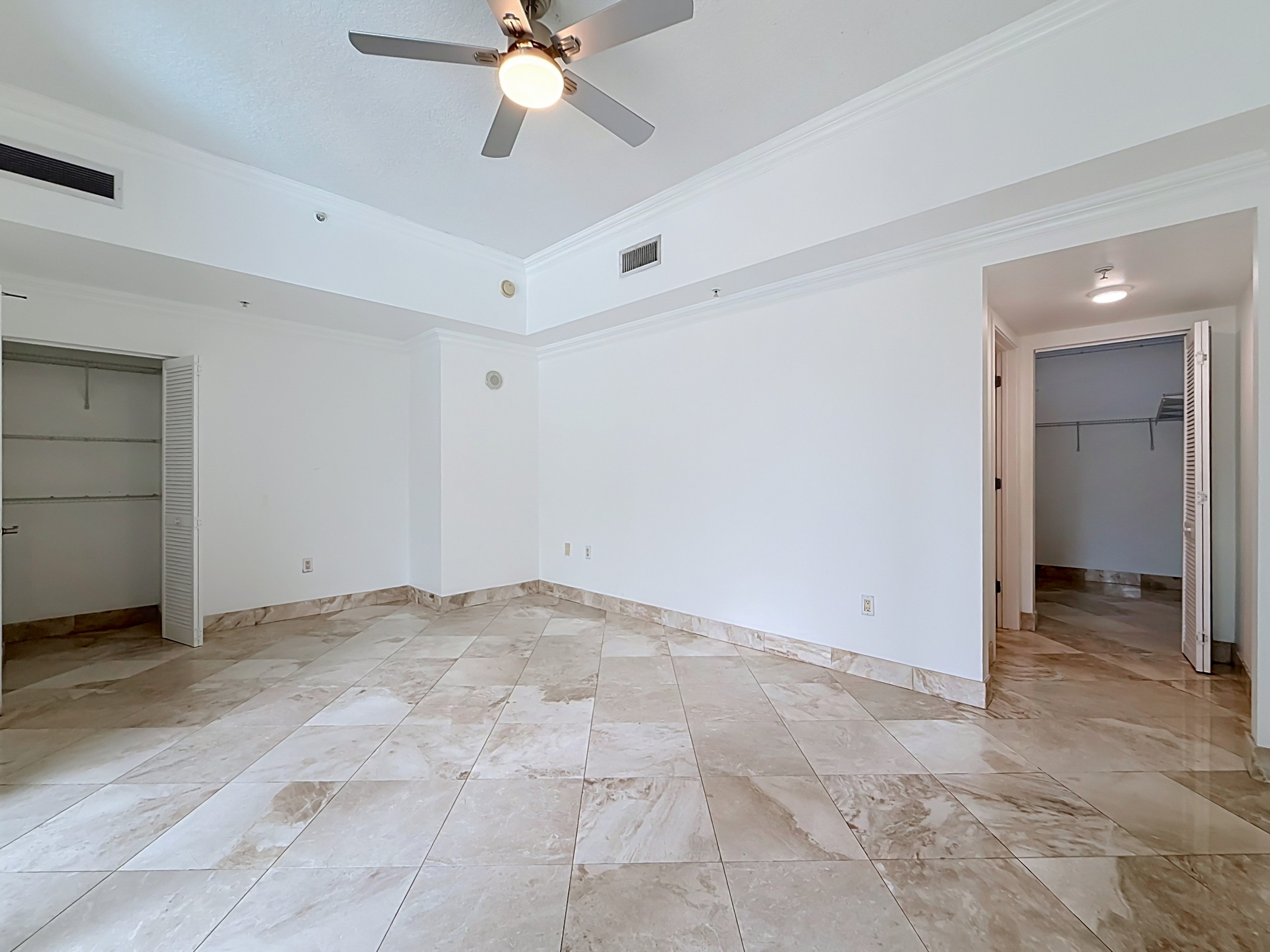  3470 E Coast Ave, Miami, FL, 33137 - 物件實景