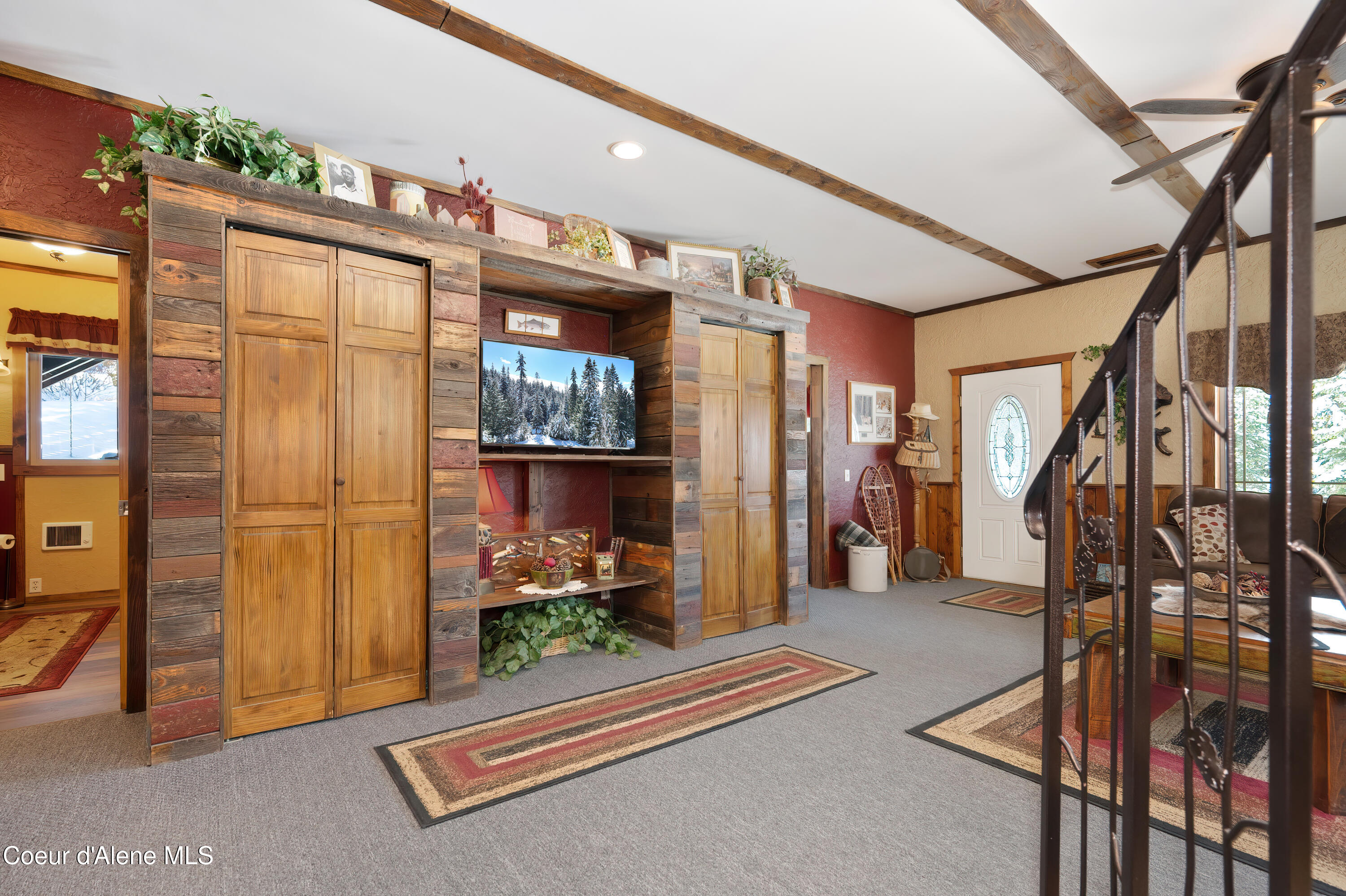 St. Maries, Idaho, 83861, United States, 3 Bedrooms Bedrooms, ,3 BathroomsBathrooms,Residential,For Sale,2011684