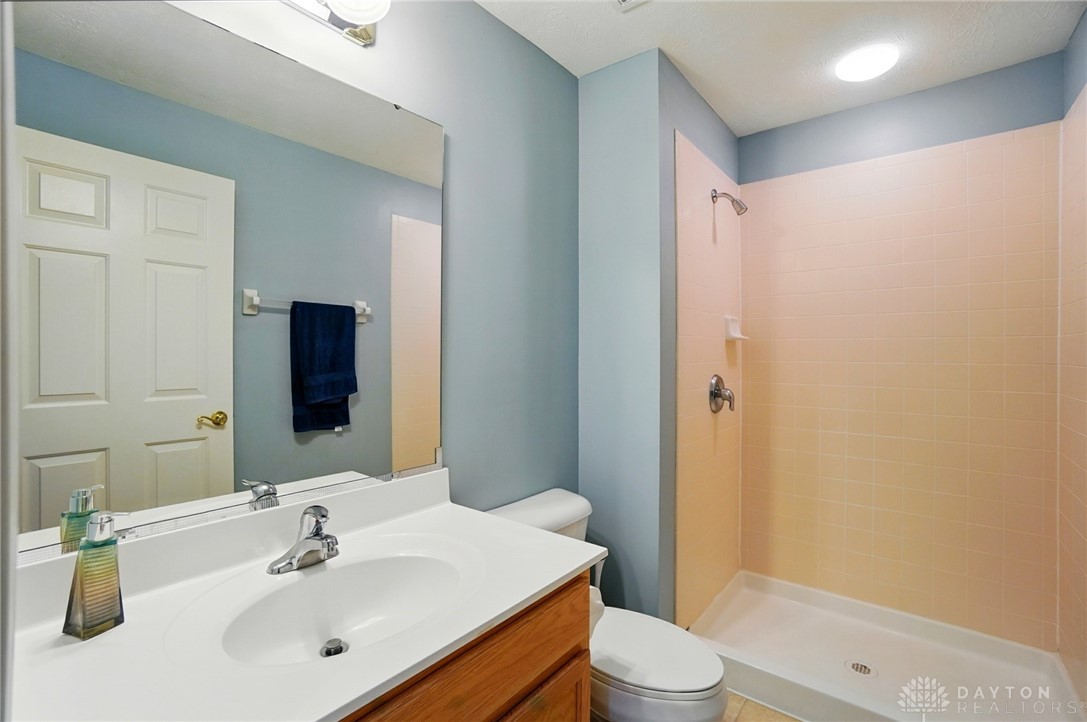 Beavercreek, Ohio, 45431, United States, 5 Bedrooms Bedrooms, ,4 BathroomsBathrooms,Residential,For Sale,1942166