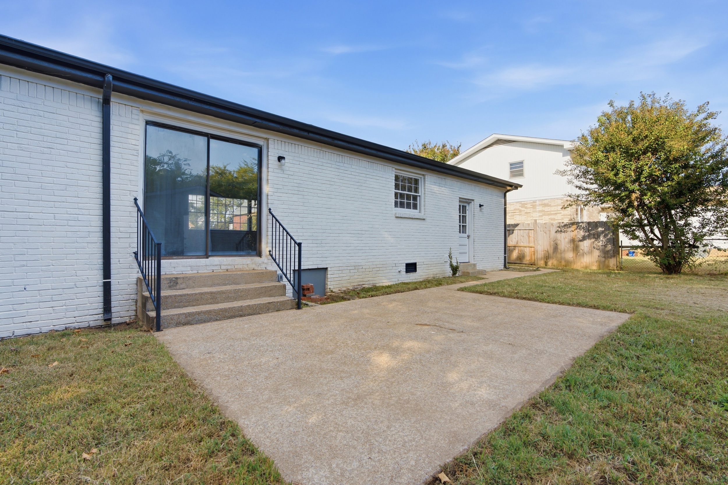  307 Meadowbrook Drive SE - 物件實景