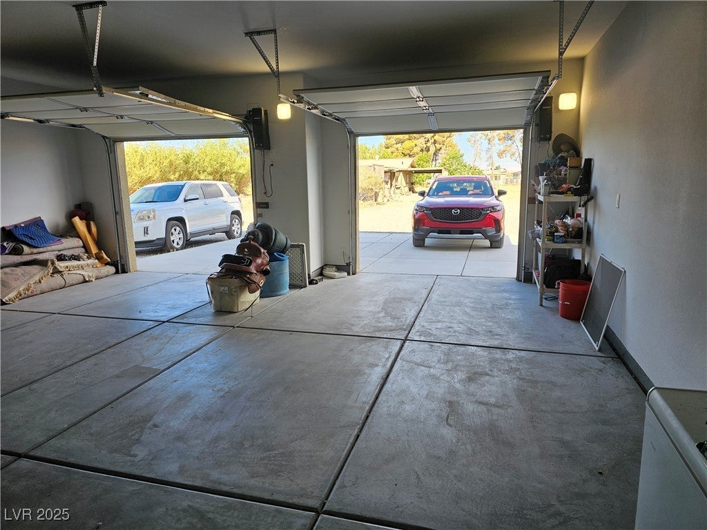 Pahrump, Nevada, 89048, United States, 3 Bedrooms Bedrooms, ,2 BathroomsBathrooms,Residential,For Sale,1979932