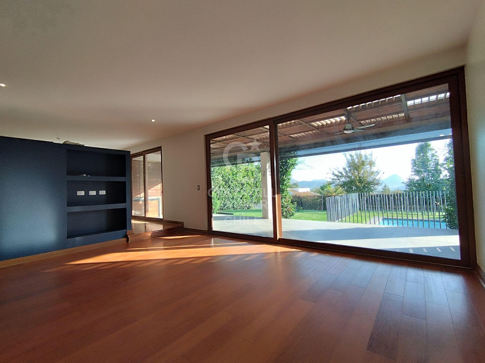 Colina, Chile, 7 Bedrooms Bedrooms, ,5 BathroomsBathrooms,Residential,For Sale,2002956