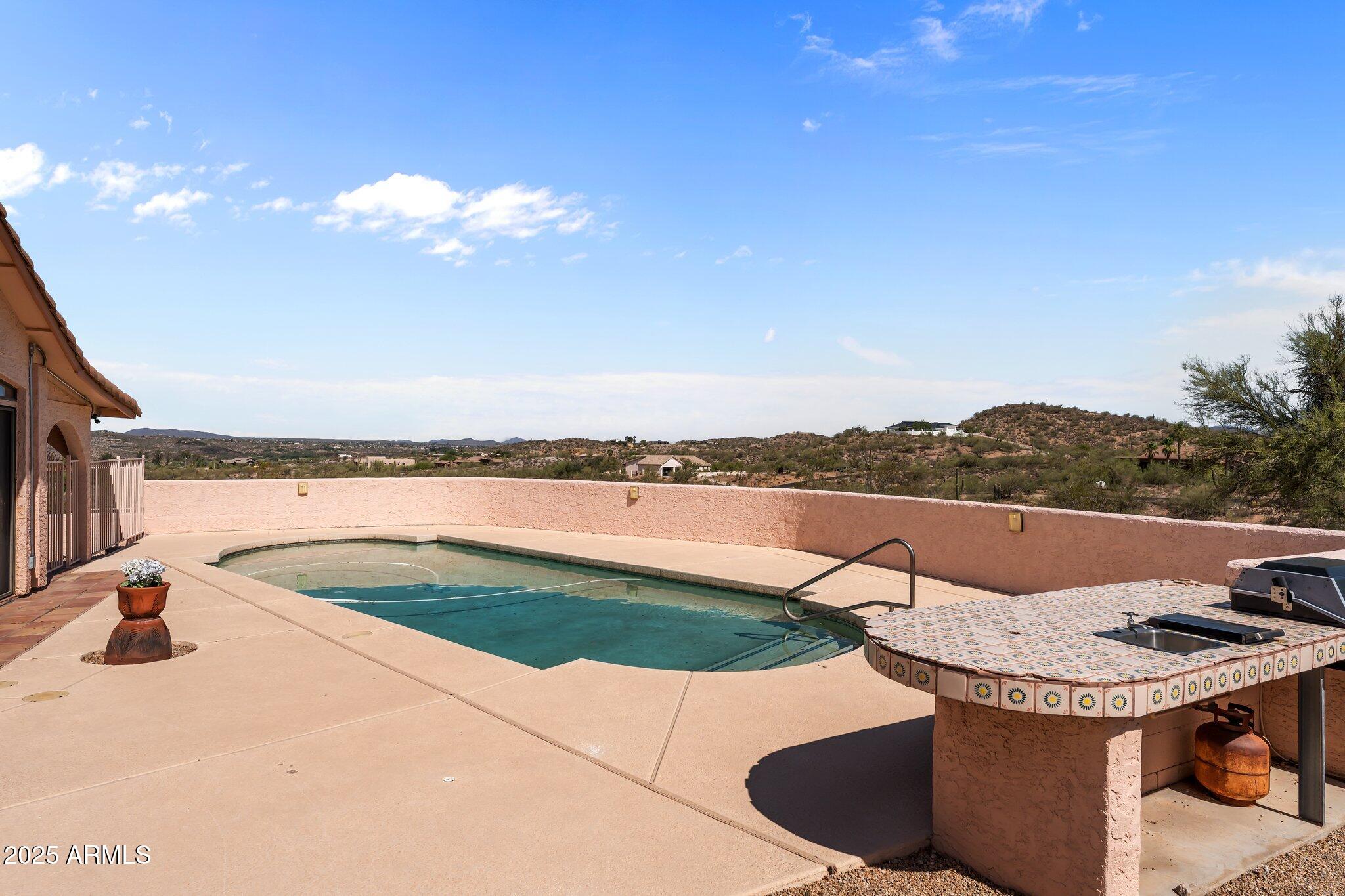Wickenburg, Arizona, 85390, United States, 3 Bedrooms Bedrooms, ,3 BathroomsBathrooms,Residential,For Sale,1915938
