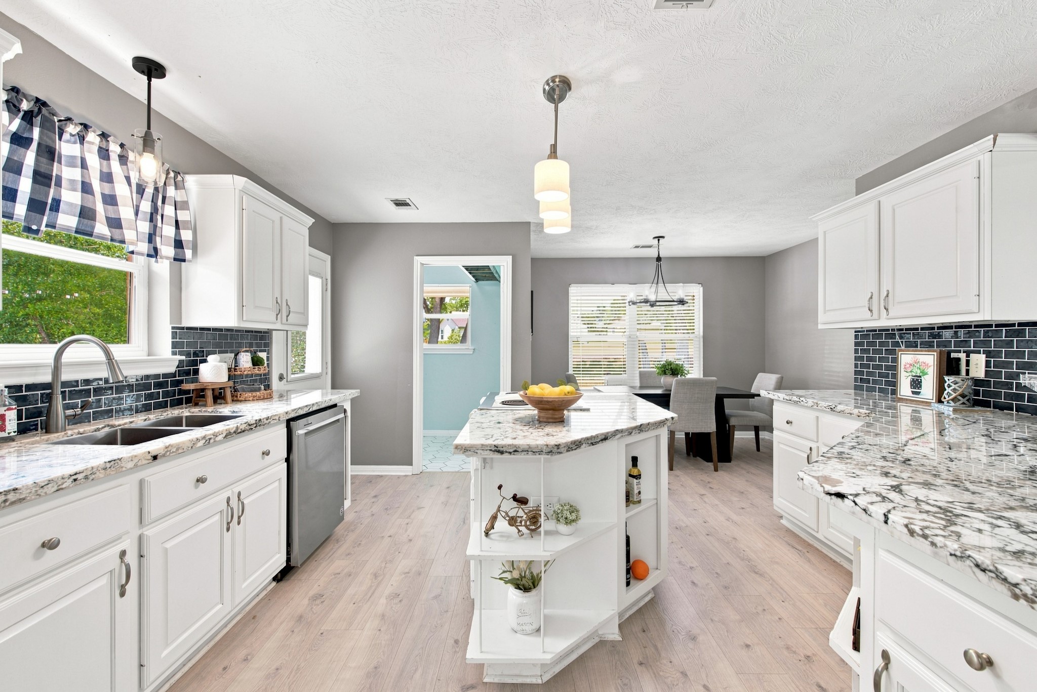  6826 Bendwood, College Station, TX 77845 - 物件實景