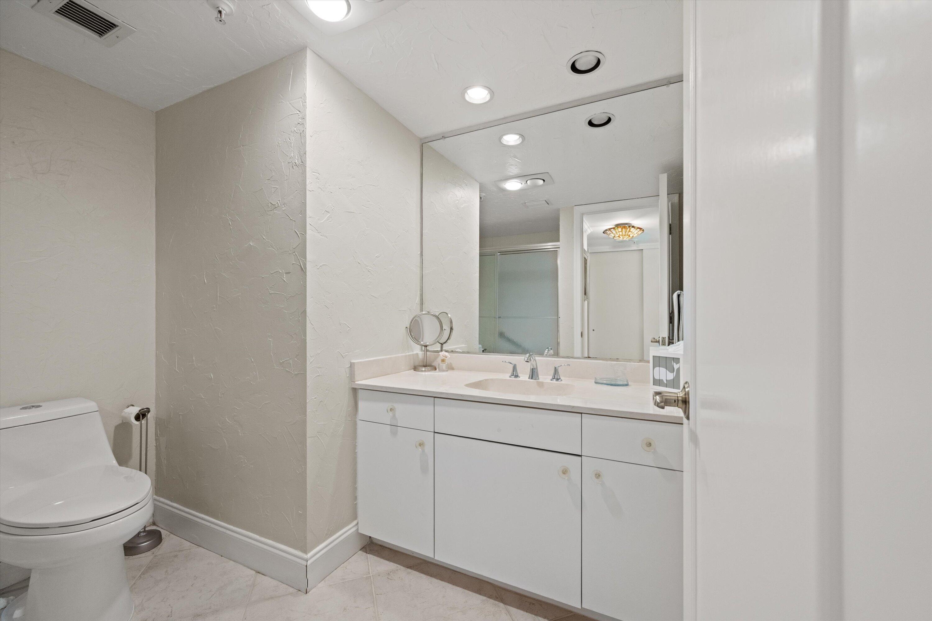  3440 S Ocean Boulevard N #104 - 物件實景
