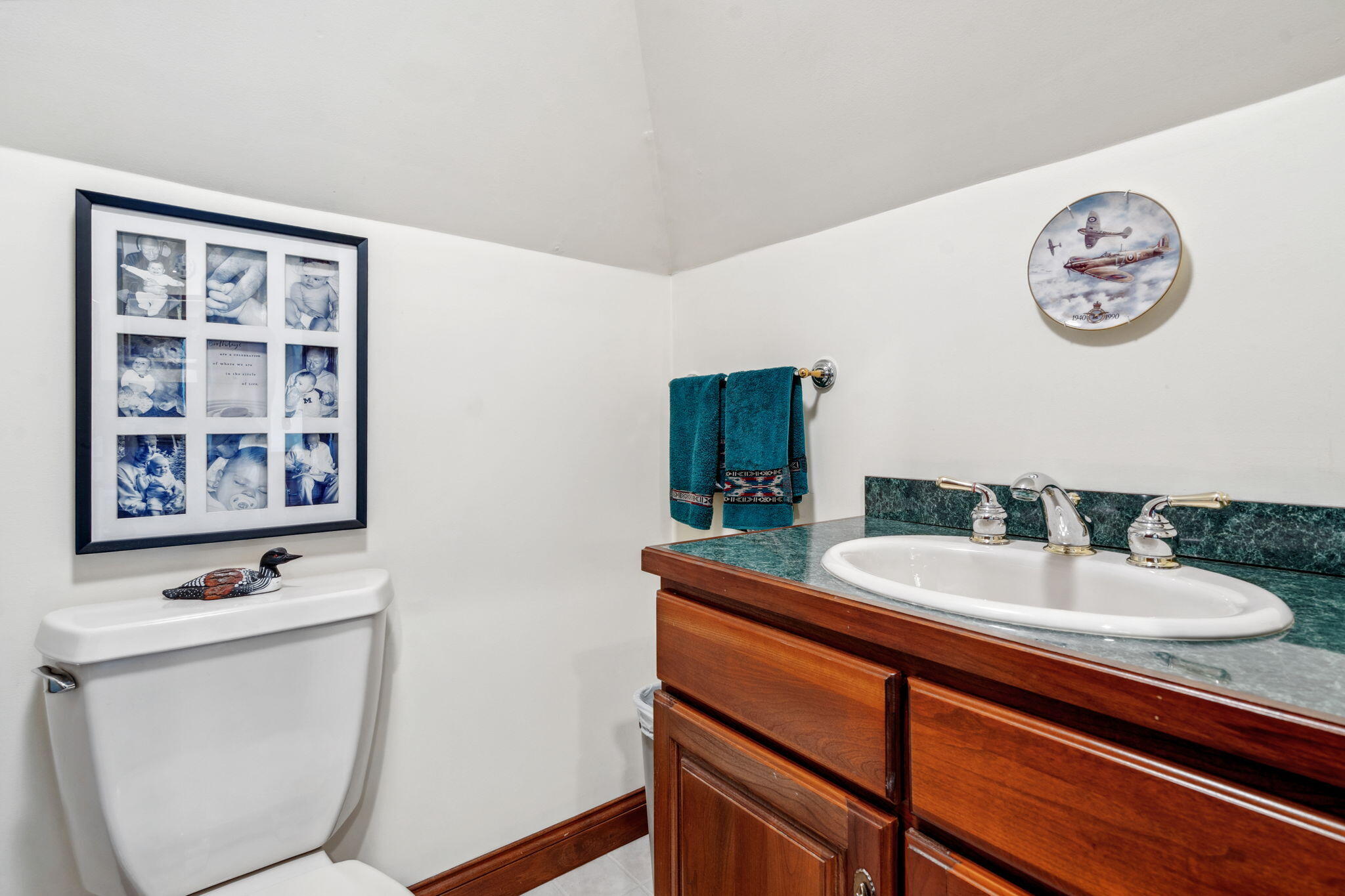 Saugatuck, Michigan, 49453, United States, 4 Bedrooms Bedrooms, ,5 BathroomsBathrooms,Residential,For Sale,1980395