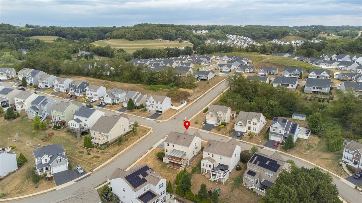 Jackson Twp, Pennsylvania, 16063, United States, 5 Bedrooms Bedrooms, ,4 BathroomsBathrooms,Residential,For Sale,1933406