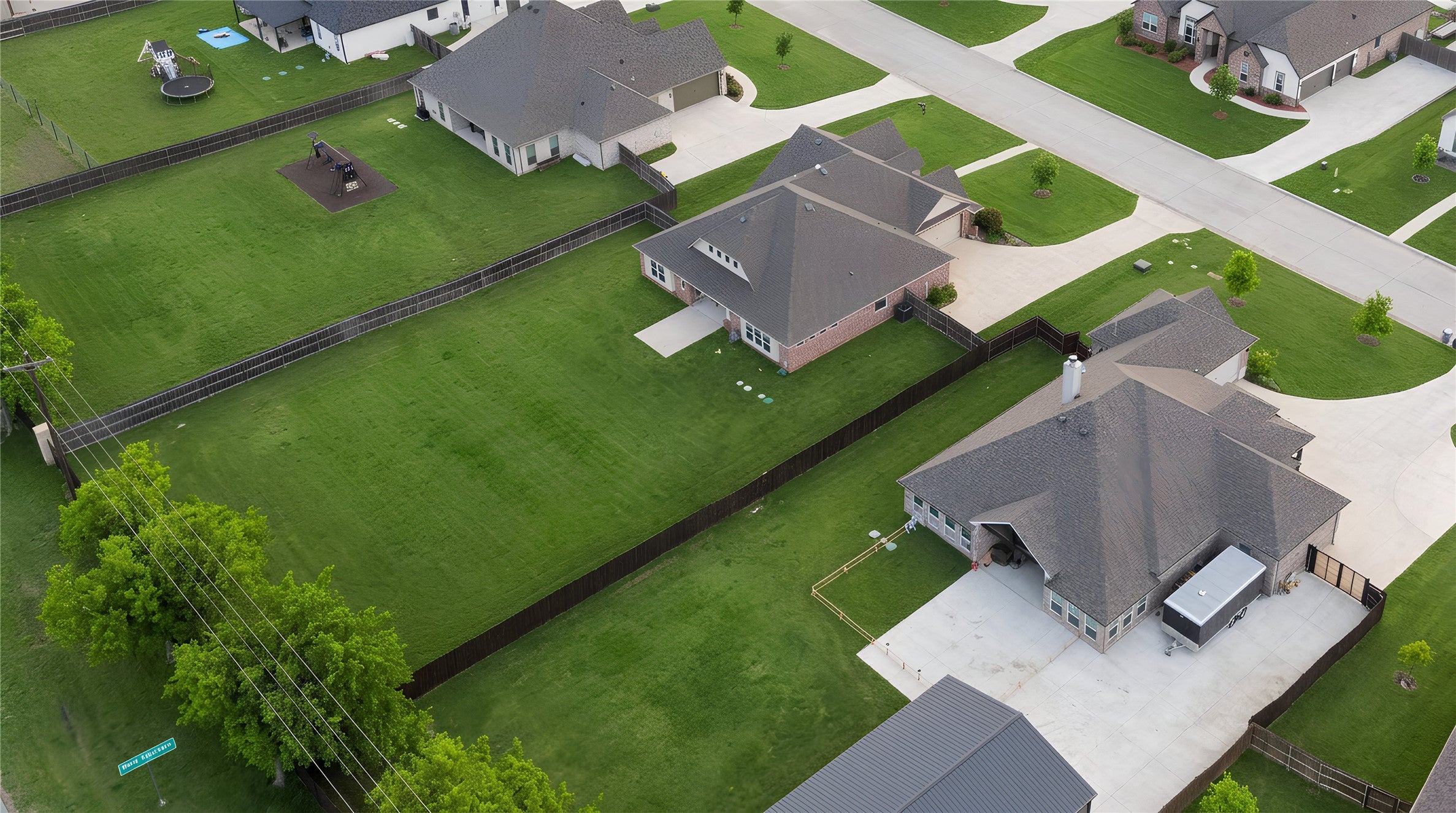 Justin, Texas, 76247, United States, 4 Bedrooms Bedrooms, ,3 BathroomsBathrooms,Residential,For Sale,2023700