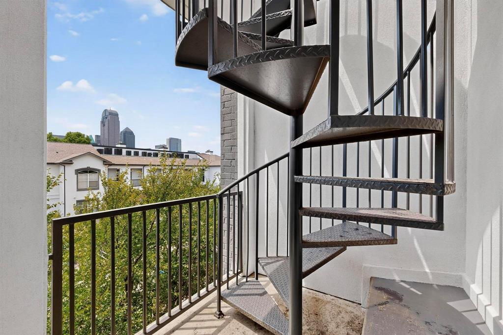 Dallas, Texas, 75204, United States, 3 Bedrooms Bedrooms, ,3 BathroomsBathrooms,Residential,For Sale,1936936