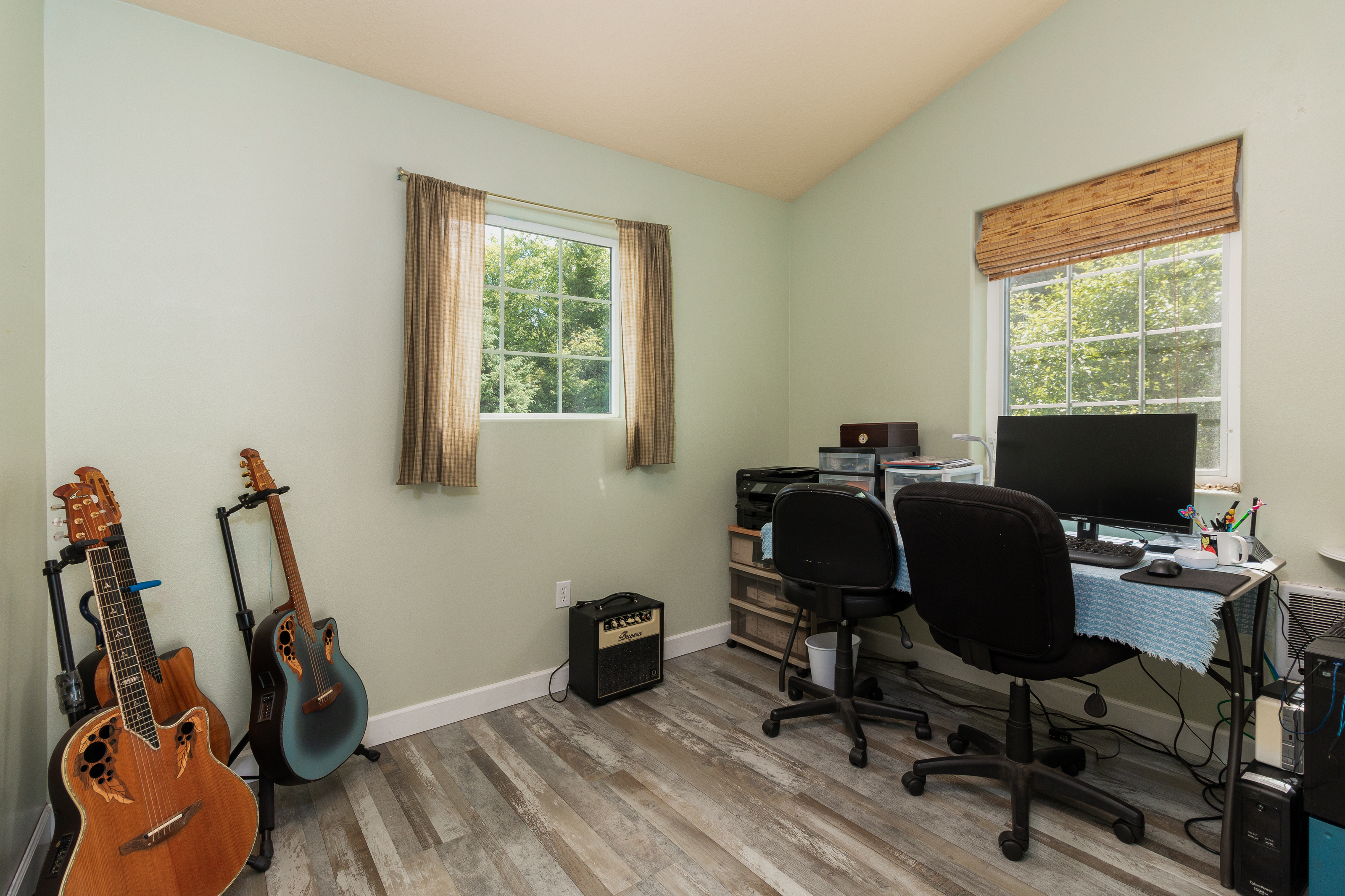 Neskowin, Oregon, 97149, United States, 3 Bedrooms Bedrooms, ,2 BathroomsBathrooms,Residential,For Sale,1980209