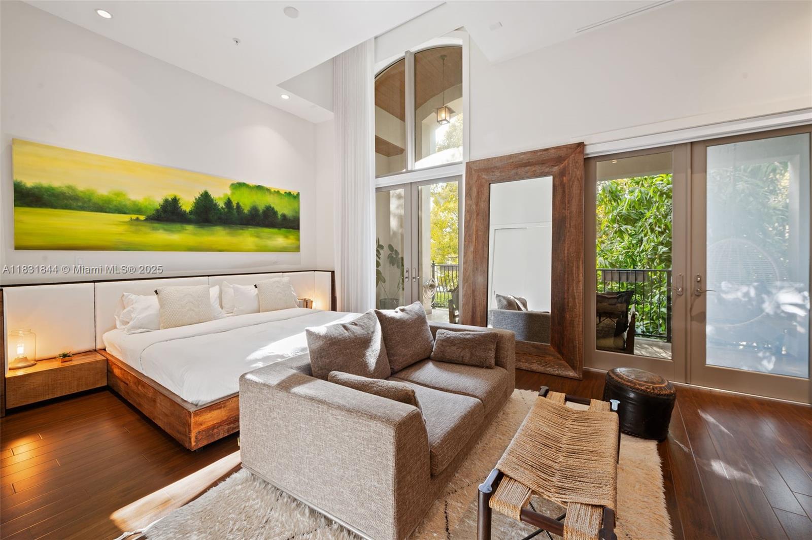 Miami, Florida, 33143, United States, 3 Bedrooms Bedrooms, ,4 BathroomsBathrooms,Residential,For Sale,1885416