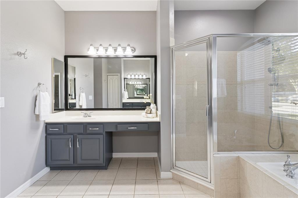 Apopka, Florida, 32712, United States, 5 Bedrooms Bedrooms, ,3 BathroomsBathrooms,Residential,For Sale,2003317