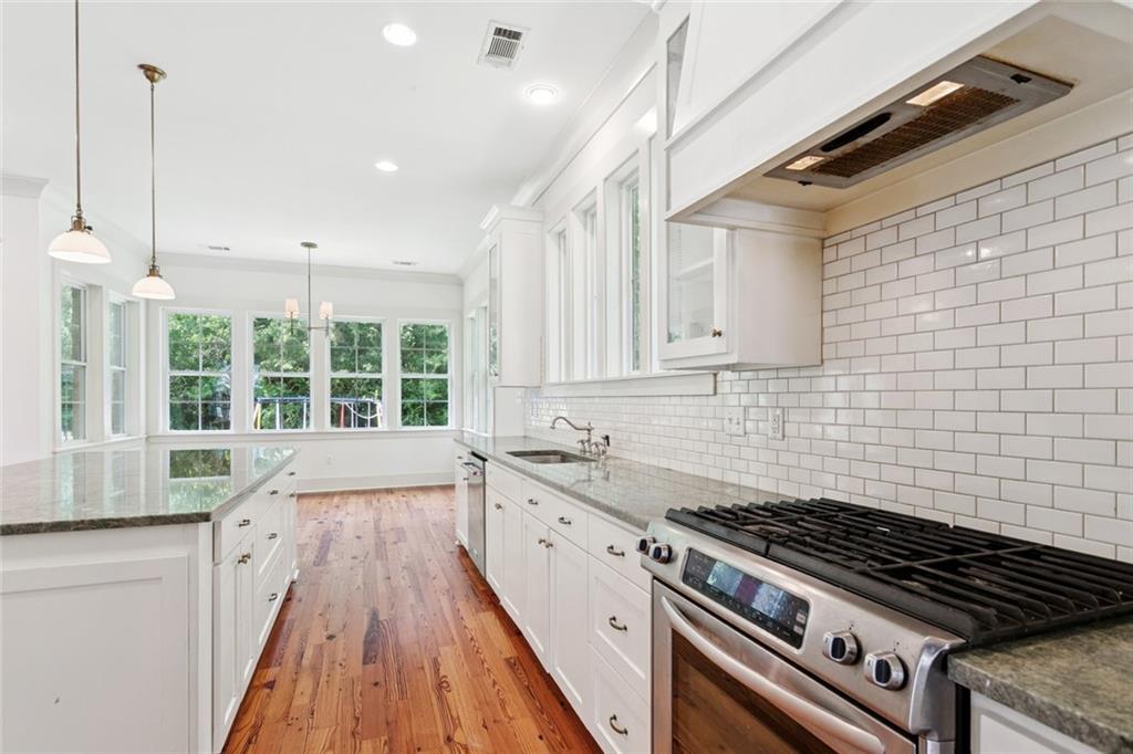 Covington, Louisiana, 70433, United States, 4 Bedrooms Bedrooms, ,3 BathroomsBathrooms,Residential,For Sale,1885201