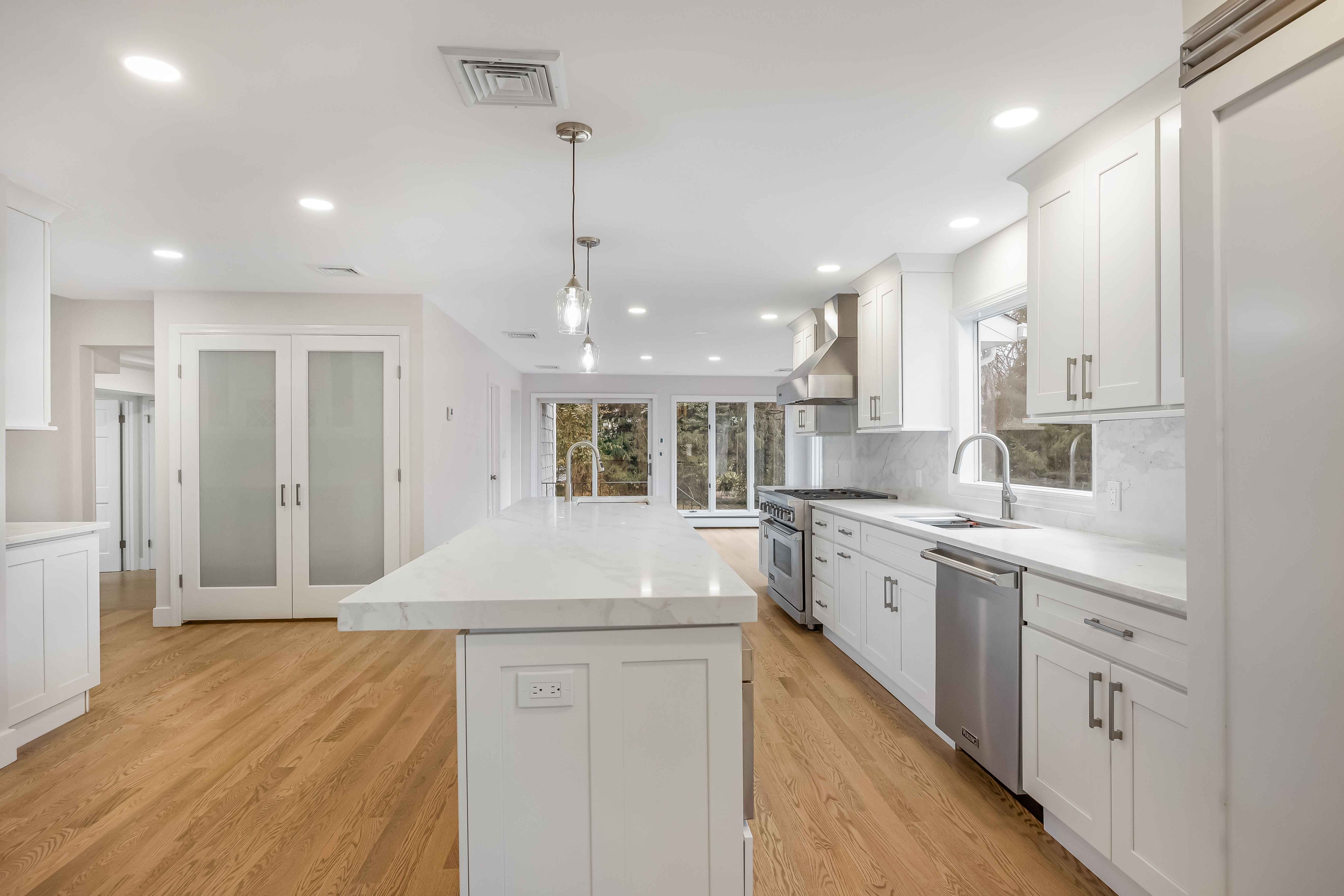 Brookville, New York, 11545, United States, 6 Bedrooms Bedrooms, ,7 BathroomsBathrooms,Residential,For Sale,2010042