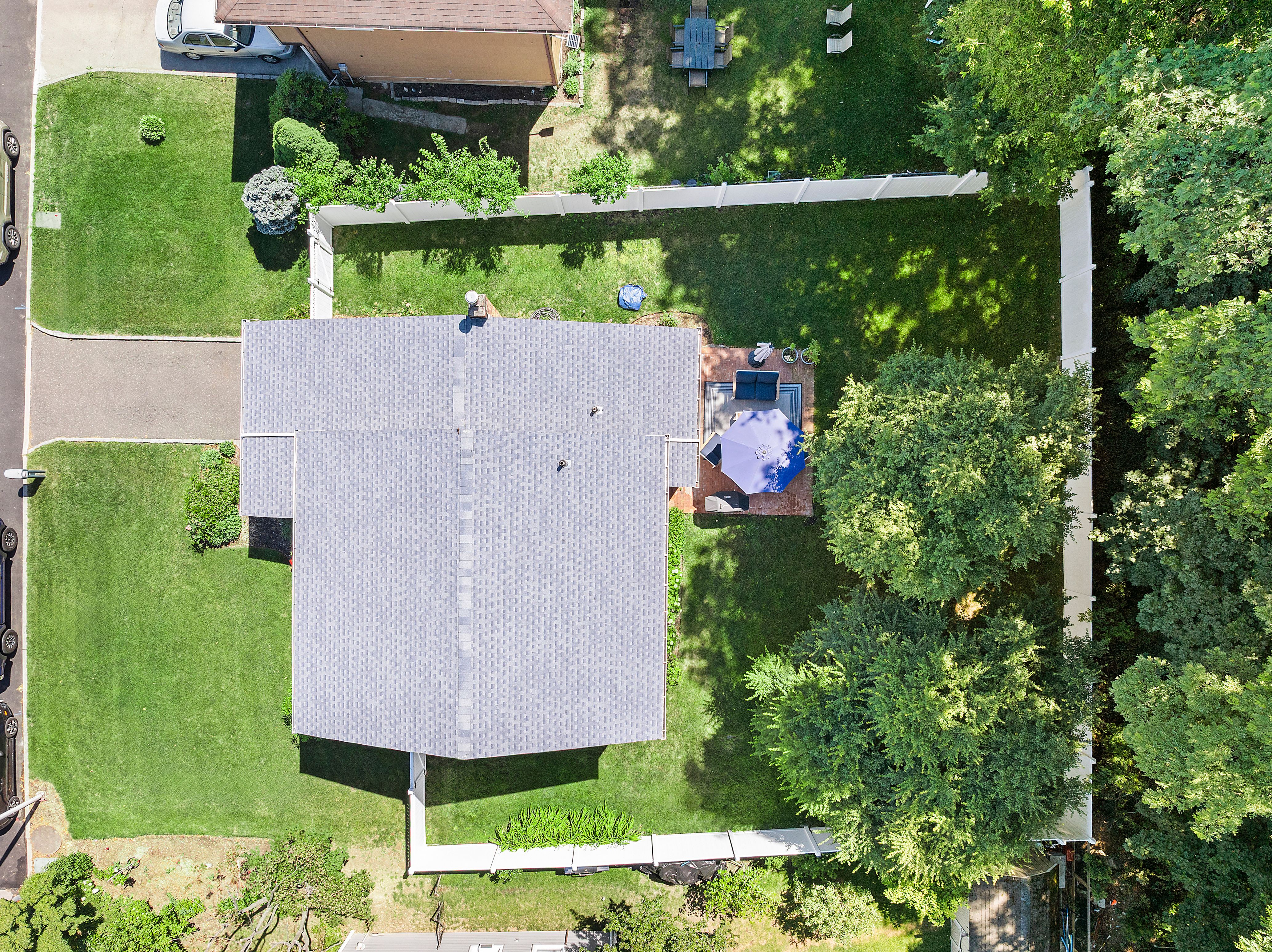  17 Harmony Lane, Glen Cove, NY, 11542 - 物件實景