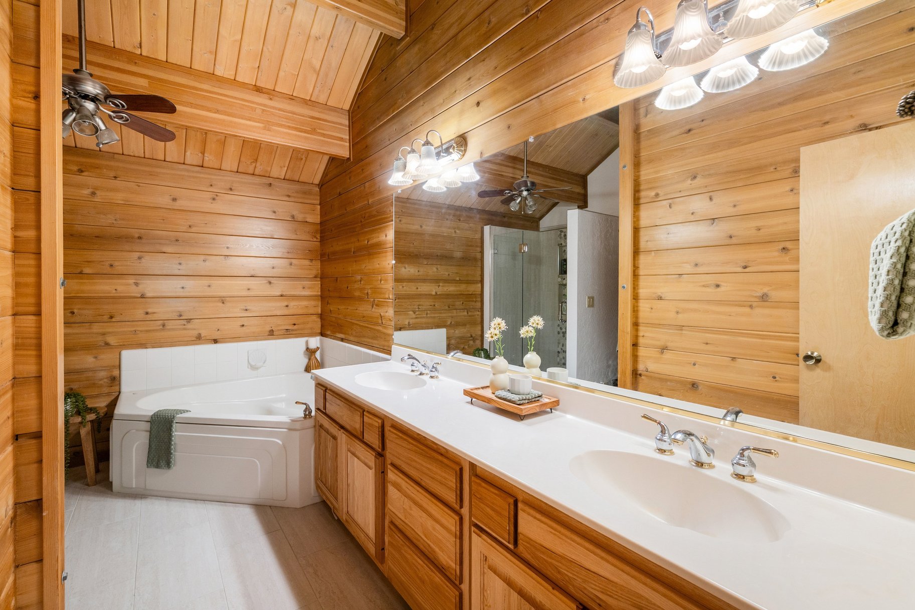  Galena Forest Mountain Home with Optional Adjacent Lot Near Lake Tahoe - 物件實景